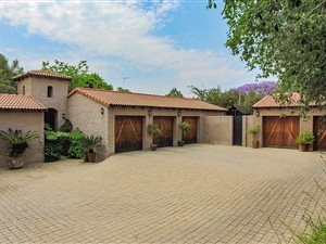 5 Bedroom House in Kyalami