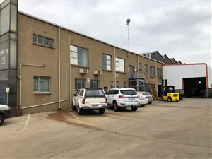 950 m² Industrial space in Primrose