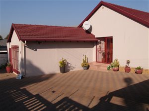 3 Bed House in Symhurst