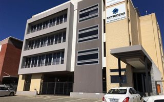 444 m² Commercial space in Noordwyk