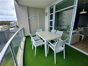 2 Bed Apartment in Diaz Beach