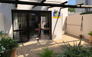 2 Bedroom Townhouse in Sandown