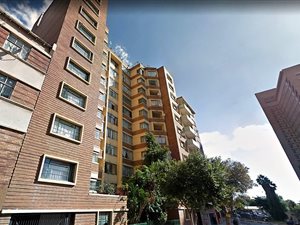 3 Bed Apartment in Hillbrow