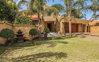 4 Bedroom House in Glen Erasmia