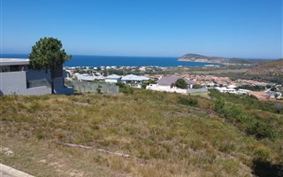 1304 m² Land available in Robberg Ridge