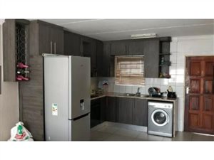 3 Bed Apartment in Vorna Valley