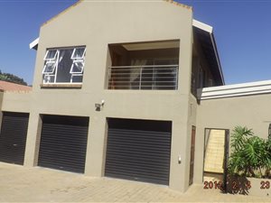 4 Bed House in Mulbarton