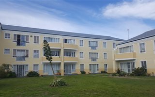 2 Bedroom Apartment in Noordhoek
