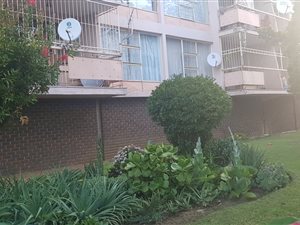 2 Bed Apartment in Krugersdorp Central