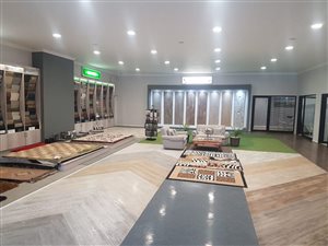 1042 m² Industrial space in Arcadia