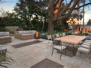 5 Bed House in Bryanston