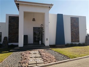 200 m² Office Space in Vanderbijlpark Central