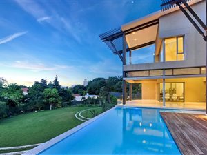 5 Bed House in Sandhurst