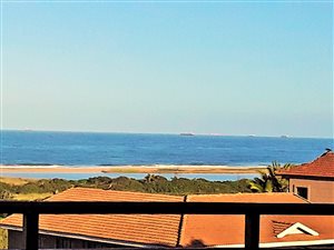 974 m² Land available in La Mercy