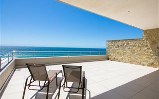 3 Bedroom Apartment in Compensation Beach