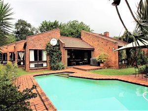 4 Bedroom House in Montrose