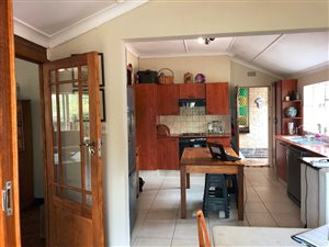 4 Bed House in Hurlyvale