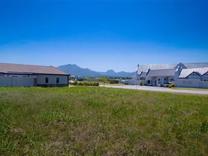 704 m² Land available in Blue Mountain Village