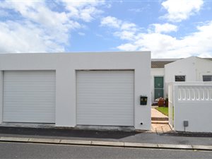 2 Bed Townhouse in Marina Da Gama