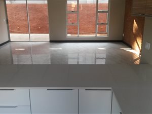 2 Bed Apartment in Westcliff