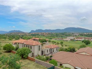 3 Bed House in Xanadu