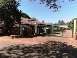81 m² Commercial space in Mookgophong (Naboomspruit)
