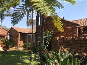 2 Bed Simplex in Karen Park