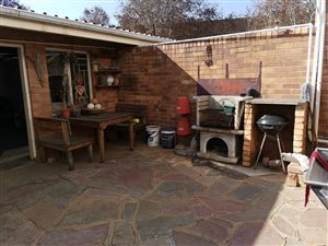 2 Bed Duplex in Westdene