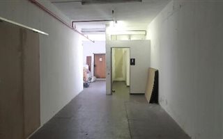 900 m² Industrial space in Paarden Eiland