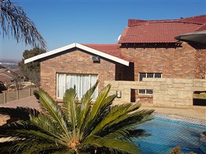 5 Bed House in Naturena