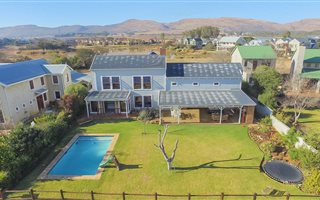 5 Bedroom House in The Coves