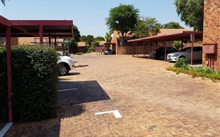 2 Bedroom Townhouse in Highveld