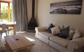 3 Bedroom House in Sandbaai