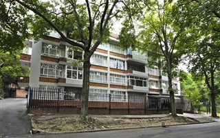 2 Bedroom Apartment in Cyrildene