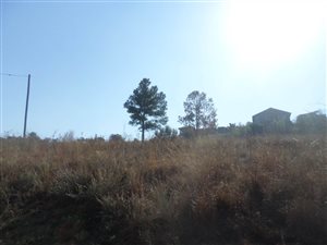 884 m² Land available in Vaaloewer