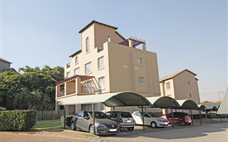 2 Bedroom Townhouse in Castleview
