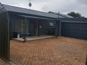 4 Bed House in Krugersdorp West