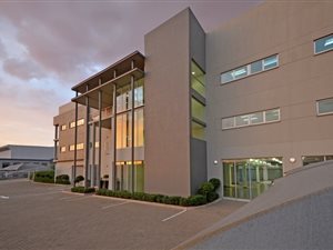 8760 m² Commercial space in Linbro Park