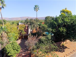 3 Bed House in Geelhoutpark