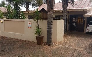 3 Bedroom Cluster in Dal Fouche