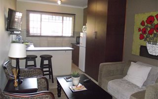 6 Bedroom House in Onverwacht