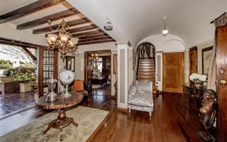 7 Bedroom House in Rosebank