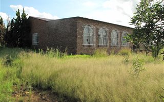 1 ha Farm in Hallgate