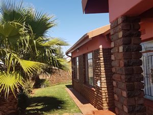 3 Bed House in Jouberton
