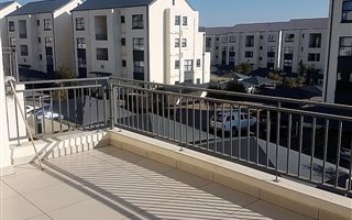 2 Bedroom Townhouse in Modderfontein