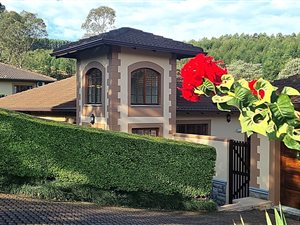 3 Bed House in Oak Park