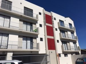 2 Bed Apartment in Tableview