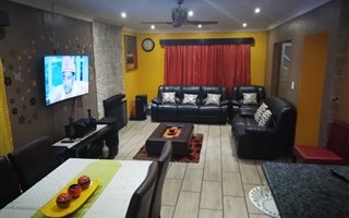 3 Bedroom House in Sunbird Park