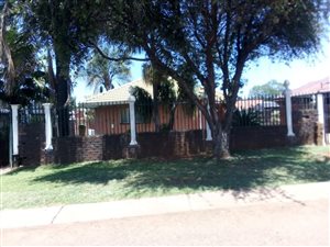 4 Bed House in Eersterust