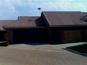 3 Bed Simplex in Brentwood Park